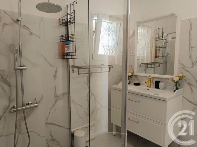 maison à vendre - 8 pièces - 237.0 m2 - STE MAXIME - 83 - PROVENCE-ALPES-COTE-D-AZUR - Century 21 Donzica Immobilier