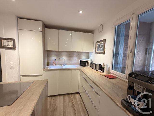 Appartement F2 à vendre - 2 pièces - 51.02 m2 - STE MAXIME - 83 - PROVENCE-ALPES-COTE-D-AZUR - Century 21 Donzica Immobilier