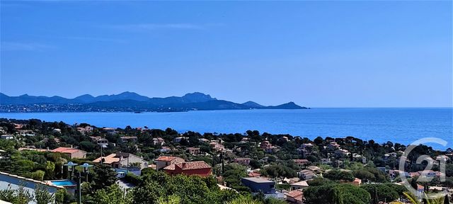 maison à vendre - 8 pièces - 330.0 m2 - ROQUEBRUNE SUR ARGENS - 83 - PROVENCE-ALPES-COTE-D-AZUR - Century 21 Donzica Immobilier