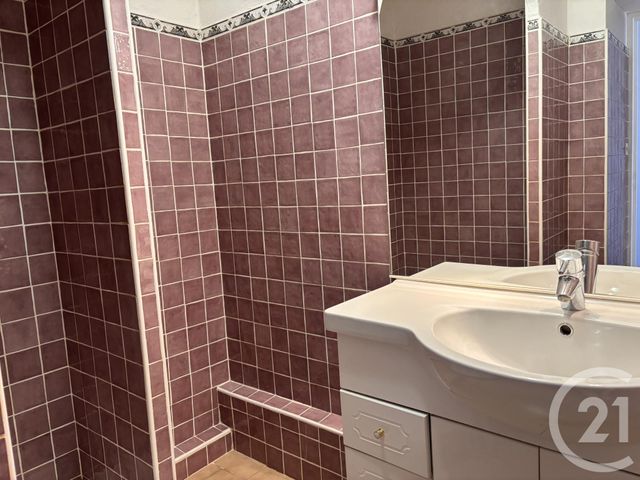 Appartement F3 à vendre - 3 pièces - 64.83 m2 - STE MAXIME - 83 - PROVENCE-ALPES-COTE-D-AZUR - Century 21 Donzica Immobilier