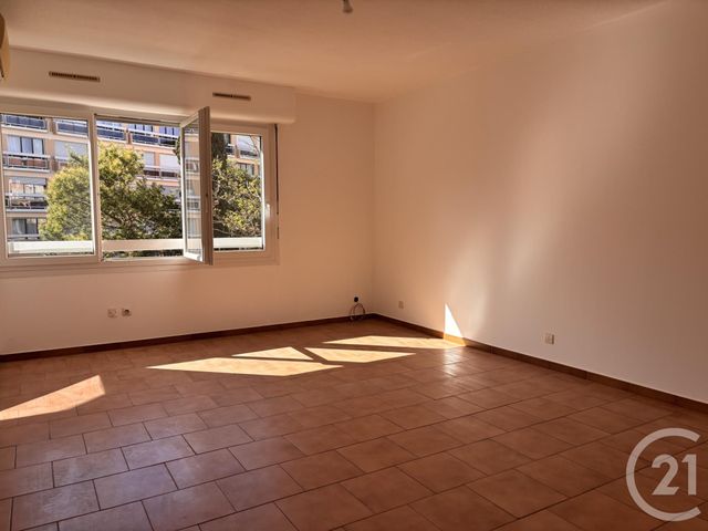 Appartement F3 à vendre - 3 pièces - 64.83 m2 - STE MAXIME - 83 - PROVENCE-ALPES-COTE-D-AZUR - Century 21 Donzica Immobilier