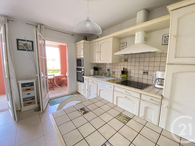 Appartement F3 à vendre - 3 pièces - 69.58 m2 - STE MAXIME - 83 - PROVENCE-ALPES-COTE-D-AZUR - Century 21 Donzica Immobilier