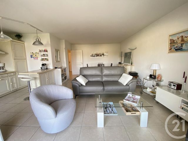Appartement F3 à vendre - 3 pièces - 69.58 m2 - STE MAXIME - 83 - PROVENCE-ALPES-COTE-D-AZUR - Century 21 Donzica Immobilier