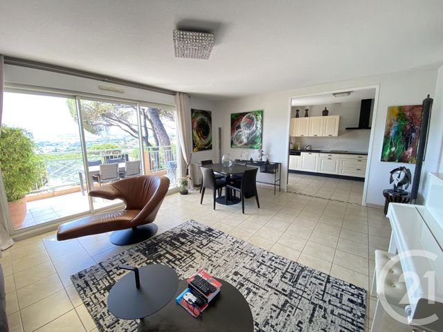 maison à vendre - 4 pièces - 101.0 m2 - STE MAXIME - 83 - PROVENCE-ALPES-COTE-D-AZUR - Century 21 Donzica Immobilier