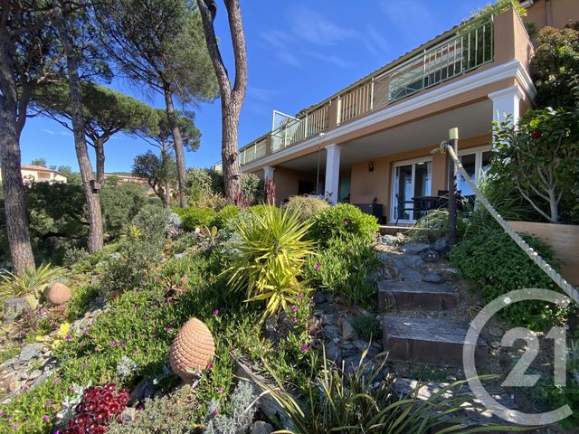 maison à vendre - 4 pièces - 101.0 m2 - STE MAXIME - 83 - PROVENCE-ALPES-COTE-D-AZUR - Century 21 Donzica Immobilier