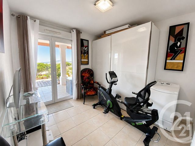maison à vendre - 4 pièces - 101.0 m2 - STE MAXIME - 83 - PROVENCE-ALPES-COTE-D-AZUR - Century 21 Donzica Immobilier