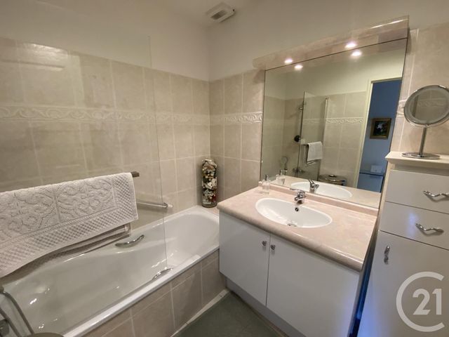 maison à vendre - 4 pièces - 101.0 m2 - STE MAXIME - 83 - PROVENCE-ALPES-COTE-D-AZUR - Century 21 Donzica Immobilier