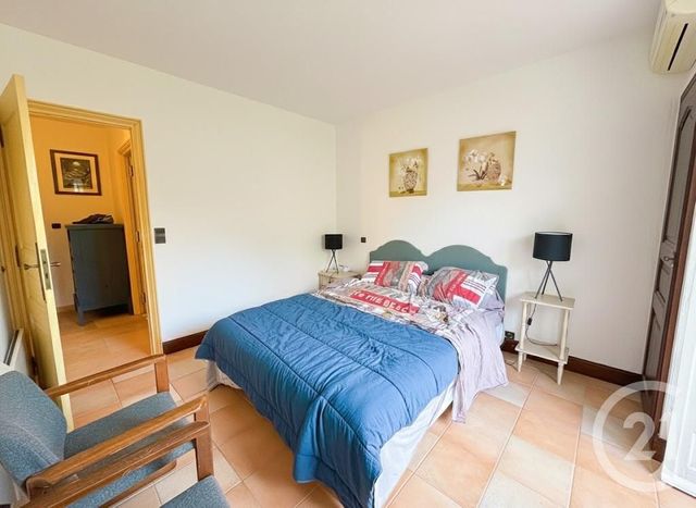 maison à vendre - 8 pièces - 150.0 m2 - STE MAXIME - 83 - PROVENCE-ALPES-COTE-D-AZUR - Century 21 Donzica Immobilier