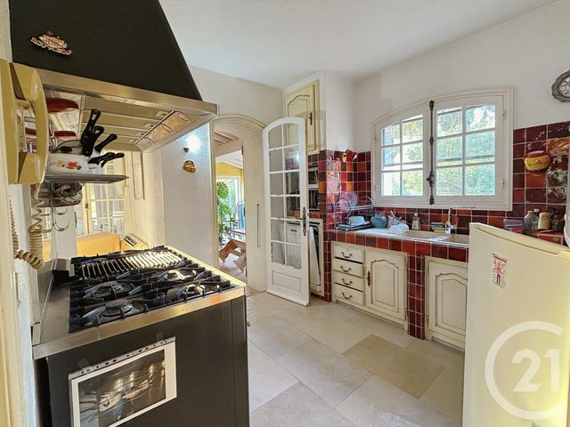 maison à vendre - 8 pièces - 150.0 m2 - STE MAXIME - 83 - PROVENCE-ALPES-COTE-D-AZUR - Century 21 Donzica Immobilier