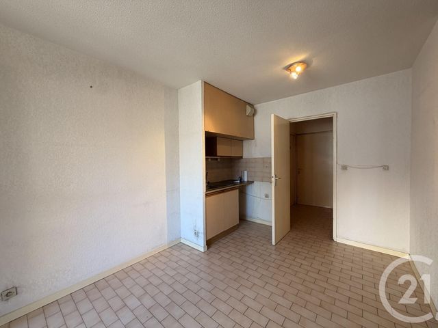 Appartement F2 à vendre - 2 pièces - 27.0 m2 - STE MAXIME - 83 - PROVENCE-ALPES-COTE-D-AZUR - Century 21 Donzica Immobilier