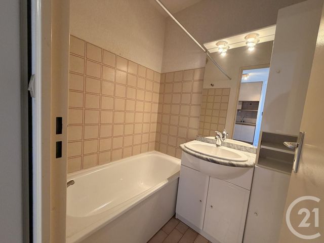 Appartement F2 à vendre - 2 pièces - 27.0 m2 - STE MAXIME - 83 - PROVENCE-ALPES-COTE-D-AZUR - Century 21 Donzica Immobilier