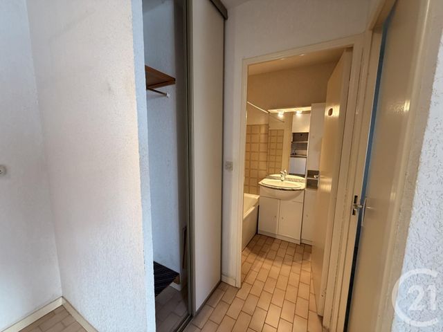 Appartement F2 à vendre - 2 pièces - 27.0 m2 - STE MAXIME - 83 - PROVENCE-ALPES-COTE-D-AZUR - Century 21 Donzica Immobilier