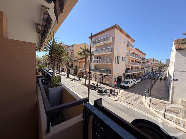 Appartement F2 à vendre - 2 pièces - 27.0 m2 - STE MAXIME - 83 - PROVENCE-ALPES-COTE-D-AZUR - Century 21 Donzica Immobilier