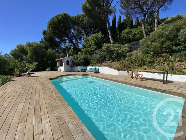 maison à vendre - 5 pièces - 183.0 m2 - LES ISSAMBRES - 83 - PROVENCE-ALPES-COTE-D-AZUR - Century 21 Donzica Immobilier