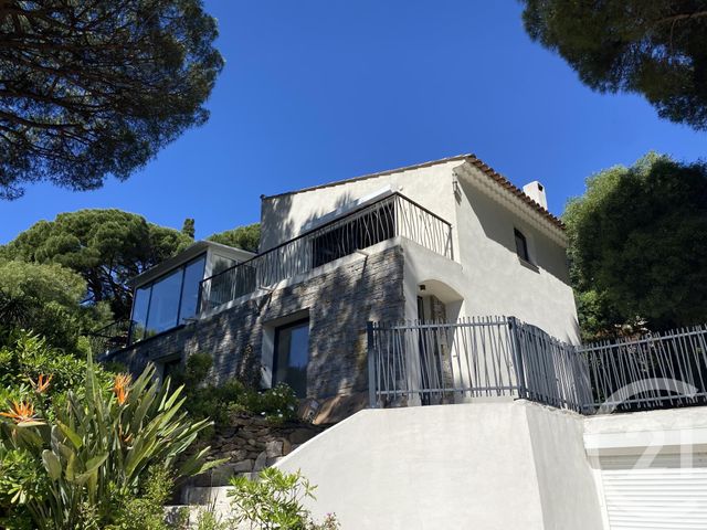 maison à vendre - 5 pièces - 183.0 m2 - LES ISSAMBRES - 83 - PROVENCE-ALPES-COTE-D-AZUR - Century 21 Donzica Immobilier
