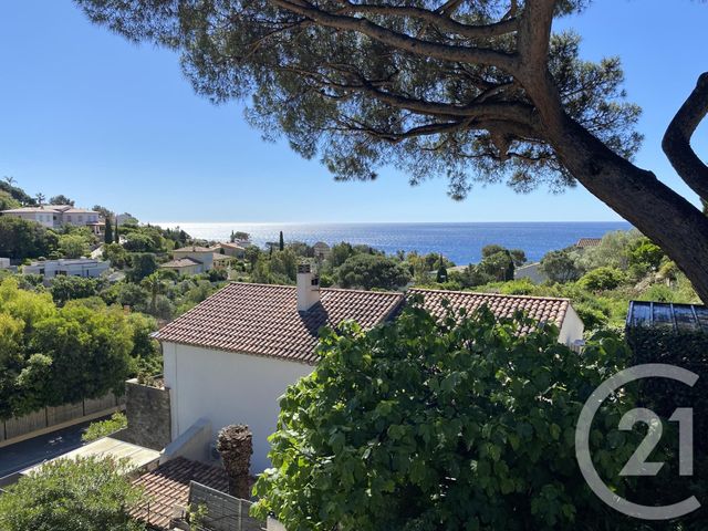 maison à vendre - 5 pièces - 183.0 m2 - LES ISSAMBRES - 83 - PROVENCE-ALPES-COTE-D-AZUR - Century 21 Donzica Immobilier