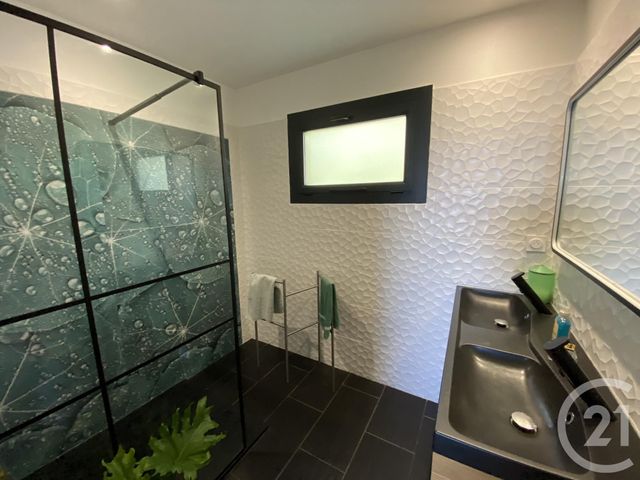 maison à vendre - 5 pièces - 183.0 m2 - LES ISSAMBRES - 83 - PROVENCE-ALPES-COTE-D-AZUR - Century 21 Donzica Immobilier